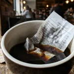 Ukryte niebezpieczeństwo w filiżance kawy lub dlaczego czeki kasjerskie są niebezpieczne dla zdrowia ukryte-niebezpieczenstwo-w-filizance-kawy-lub-dlaczego-czeki-kasjerskie-sa.webp.webp